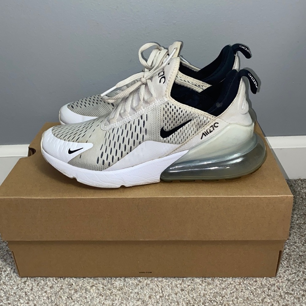 Womens Nike 270 size 8